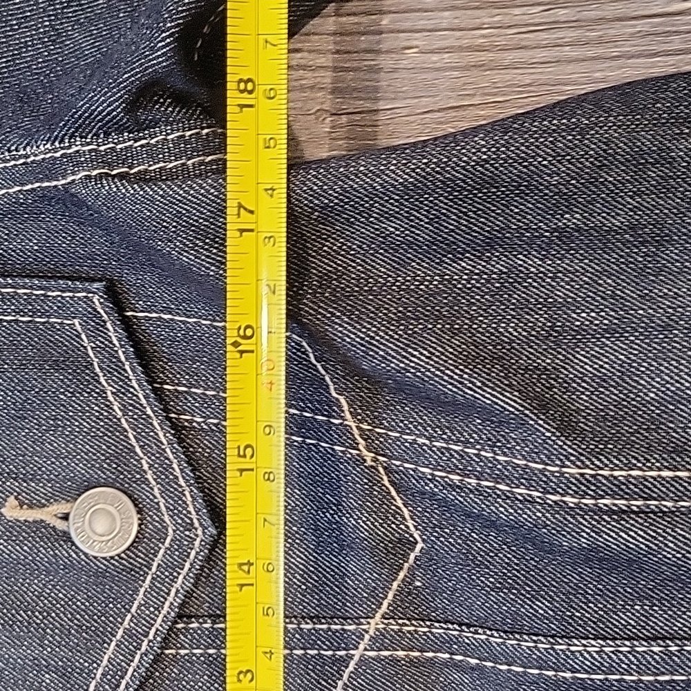 Levi's Men's 1990s Relaxed Fit Trucker  Dark Blue Denim Jacket - Picture 13 of 14